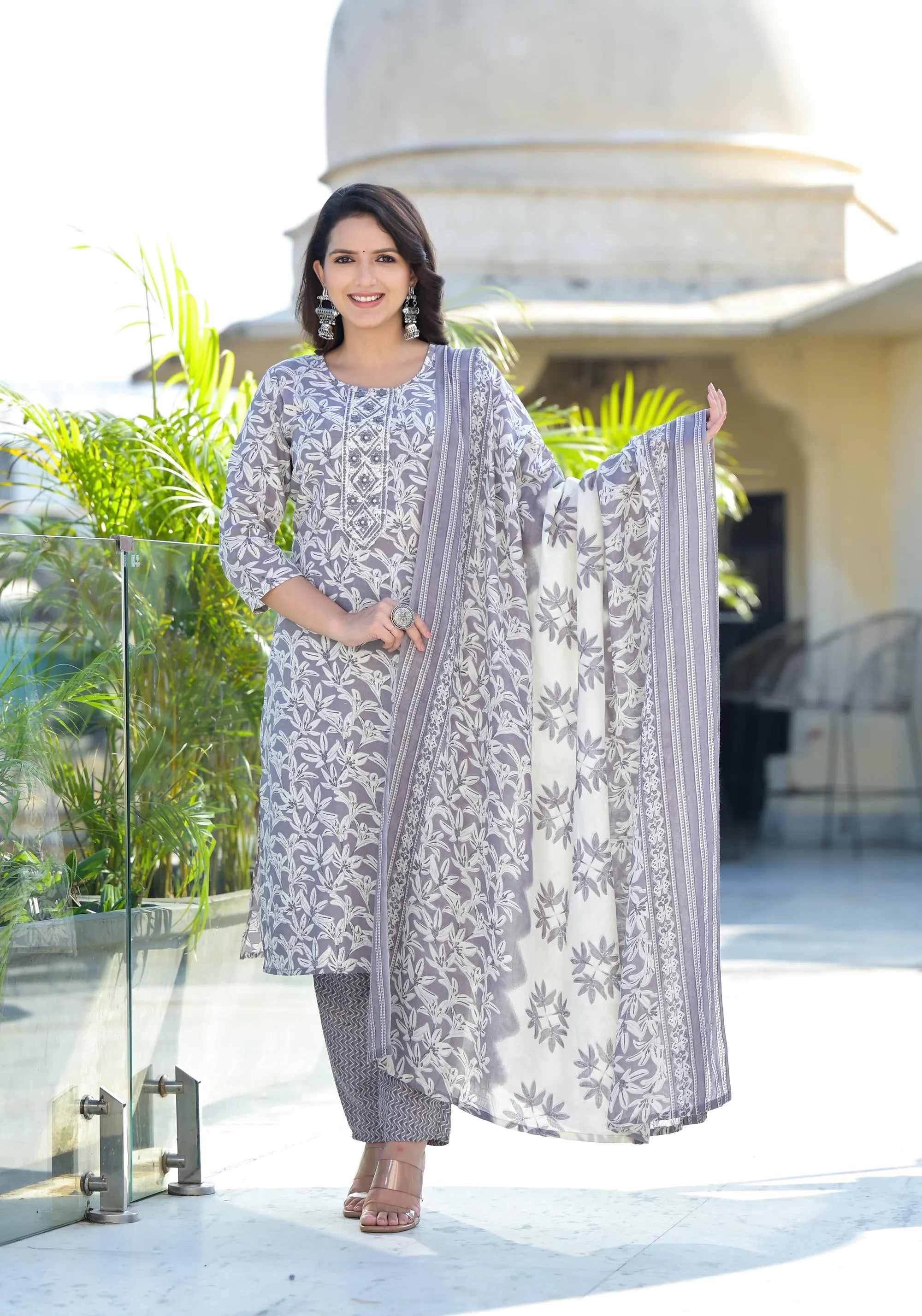 Grey Floral Printed Cotton Kurta Set With Thread & Mirror Work