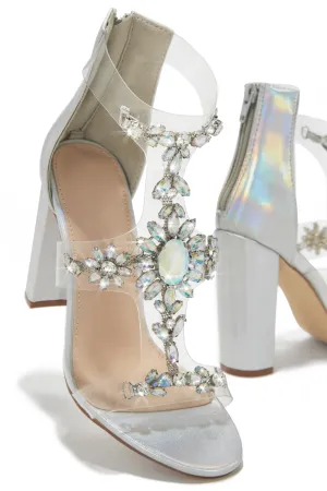 Queen Energy Embellished Clear Strap High Heels - Silver